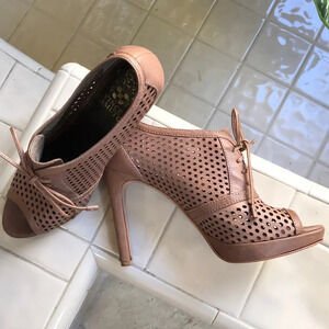 Vince Camuto tan heels